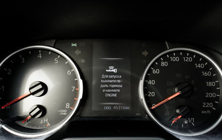 Toyota RAV4, 2020 год, 2 250 000 рублей, 13 фотография