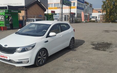 KIA Rio III рестайлинг, 2015 год, 1 050 000 рублей, 2 фотография