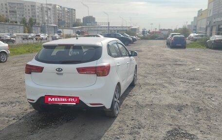 KIA Rio III рестайлинг, 2015 год, 1 050 000 рублей, 3 фотография