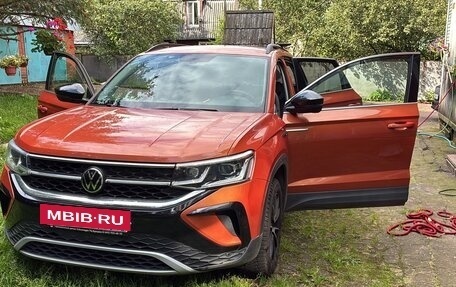 Volkswagen Taos, 2021 год, 2 300 000 рублей, 3 фотография
