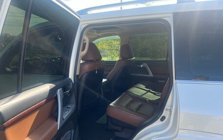 Toyota Land Cruiser 200, 2014 год, 4 050 000 рублей, 5 фотография