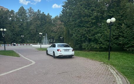 Mercedes-Benz E-Класс, 2016 год, 3 150 000 рублей, 8 фотография