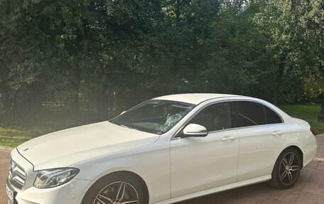 Mercedes-Benz E-Класс, 2016 год, 3 150 000 рублей, 16 фотография