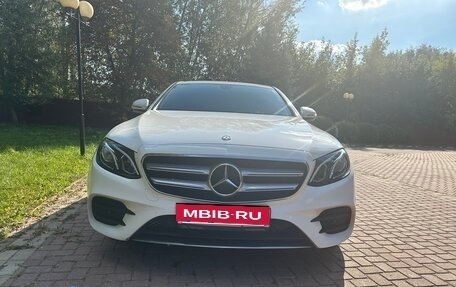 Mercedes-Benz E-Класс, 2016 год, 3 150 000 рублей, 12 фотография