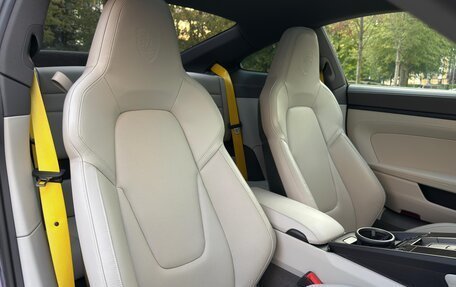 Porsche 911, 2022 год, 19 000 000 рублей, 34 фотография