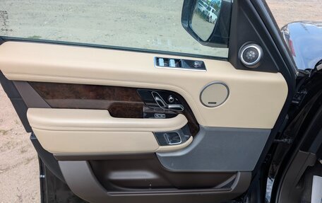 Land Rover Range Rover IV рестайлинг, 2019 год, 6 695 000 рублей, 10 фотография