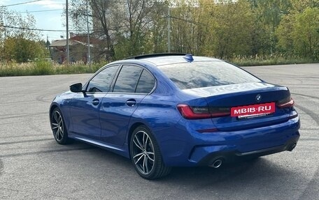 BMW 3 серия, 2019 год, 4 500 000 рублей, 3 фотография