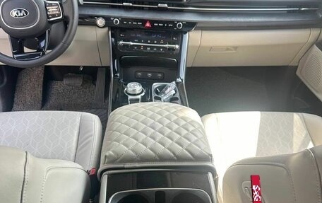 KIA Carnival, 2021 год, 2 770 000 рублей, 9 фотография