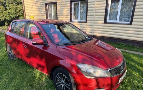 KIA cee'd I рестайлинг, 2011 год, 550 000 рублей, 2 фотография