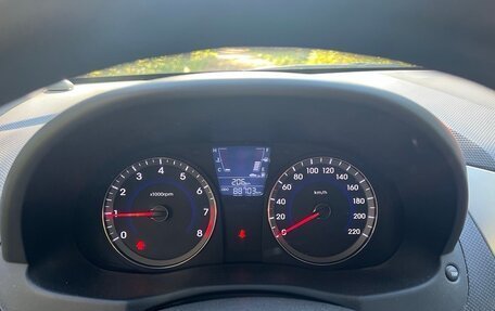 Hyundai Solaris II рестайлинг, 2012 год, 770 000 рублей, 17 фотография
