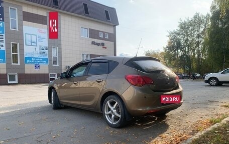 Opel Astra J, 2014 год, 850 000 рублей, 2 фотография