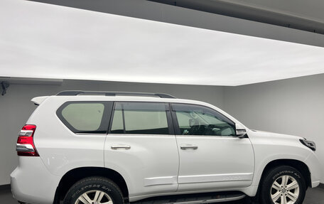 Toyota Land Cruiser Prado 150 рестайлинг 2, 2015 год, 2 870 000 рублей, 5 фотография