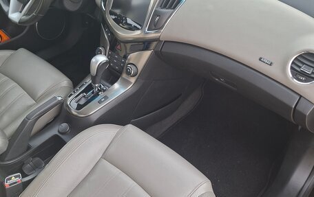 Chevrolet Cruze II, 2013 год, 940 000 рублей, 10 фотография