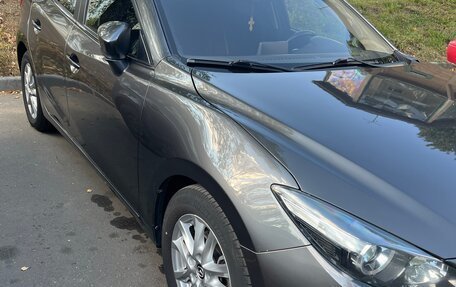 Mazda 3, 2017 год, 1 820 000 рублей, 2 фотография