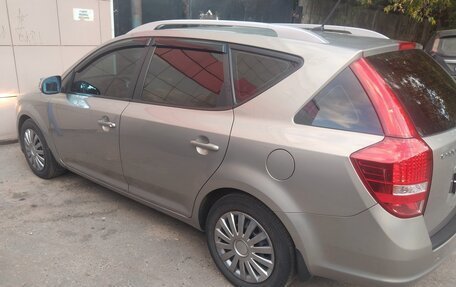 KIA cee'd I рестайлинг, 2010 год, 890 000 рублей, 7 фотография
