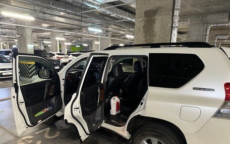 Toyota Land Cruiser Prado 150 рестайлинг 2, 2013 год, 4 400 000 рублей, 12 фотография