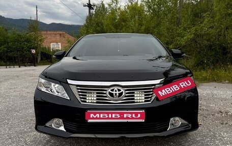 Toyota Camry, 2012 год, 1 550 000 рублей, 2 фотография