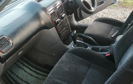 Toyota Caldina, 2002 год, 680 000 рублей, 13 фотография