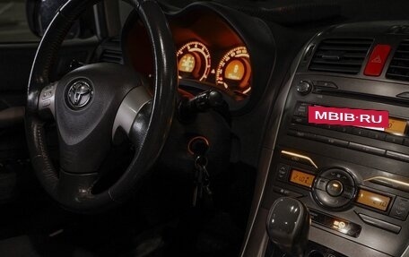 Toyota Auris II, 2007 год, 700 000 рублей, 7 фотография
