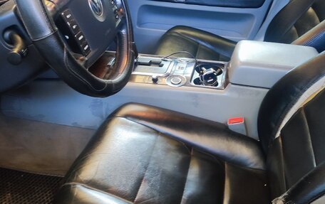 Volkswagen Touareg III, 2004 год, 900 000 рублей, 9 фотография