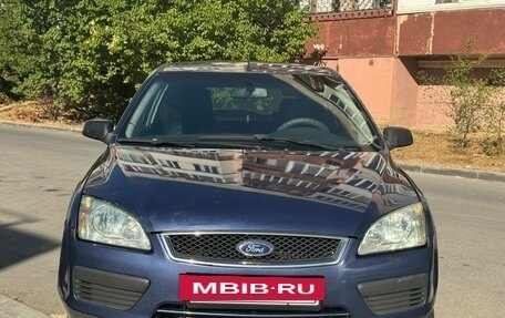 Ford Focus II рестайлинг, 2005 год, 380 000 рублей, 2 фотография