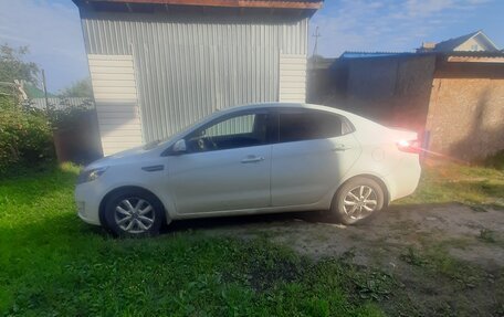 KIA Rio III рестайлинг, 2013 год, 900 000 рублей, 3 фотография