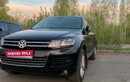 Volkswagen Touareg III, 2012 год, 2 450 000 рублей, 2 фотография