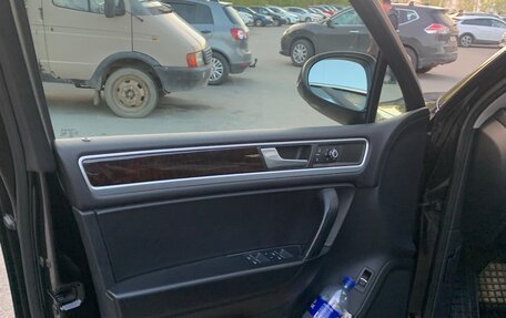 Volkswagen Touareg III, 2012 год, 2 450 000 рублей, 8 фотография