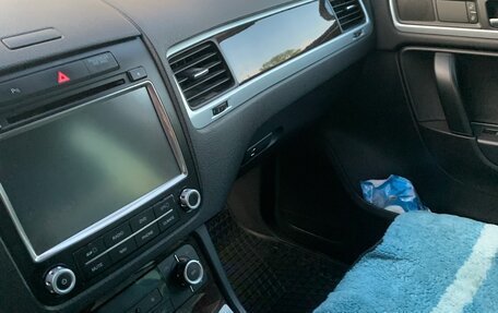 Volkswagen Touareg III, 2012 год, 2 450 000 рублей, 9 фотография