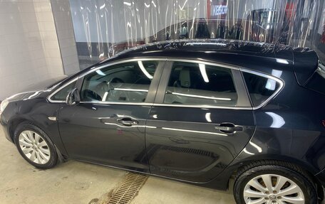 Opel Astra J, 2010 год, 653 333 рублей, 4 фотография