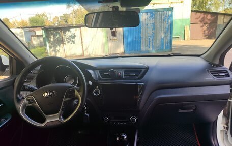 KIA Rio III рестайлинг, 2015 год, 1 050 000 рублей, 6 фотография
