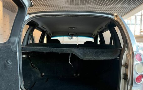 Chevrolet Niva I рестайлинг, 2003 год, 240 000 рублей, 18 фотография