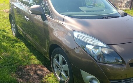 Renault Scenic III, 2010 год, 900 000 рублей, 10 фотография