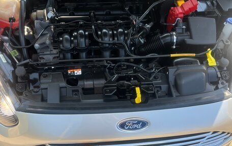 Ford Fiesta, 2016 год, 850 000 рублей, 10 фотография
