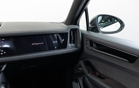 Porsche Cayenne III, 2025 год, 31 790 000 рублей, 21 фотография