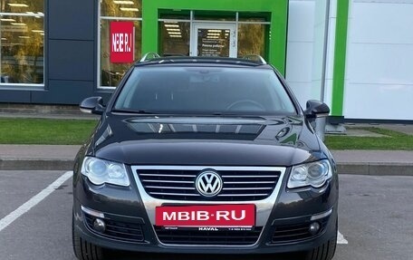 Volkswagen Passat B6, 2008 год, 599 000 рублей, 2 фотография