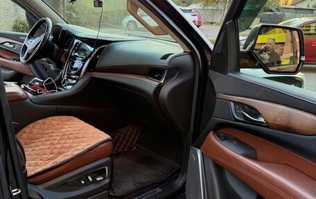 Cadillac Escalade IV, 2020 год, 5 200 000 рублей, 14 фотография