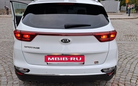 KIA Sportage IV рестайлинг, 2021 год, 2 380 000 рублей, 3 фотография