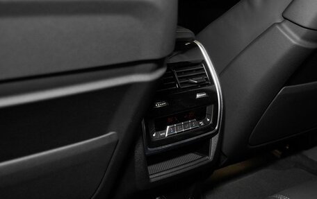 BMW X6, 2024 год, 15 300 000 рублей, 32 фотография