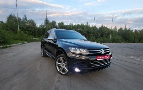 Volkswagen Touareg III, 2011 год, 2 300 000 рублей, 1 фотография
