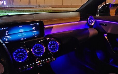 Mercedes-Benz CLA, 2019 год, 3 100 000 рублей, 12 фотография