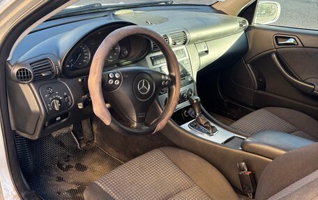 Mercedes-Benz C-Класс, 2006 год, 595 000 рублей, 8 фотография