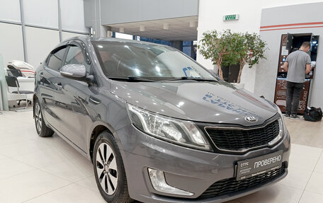 KIA Rio III рестайлинг, 2013 год, 742 000 рублей, 7 фотография