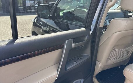 Toyota Land Cruiser 200, 2010 год, 3 490 000 рублей, 16 фотография