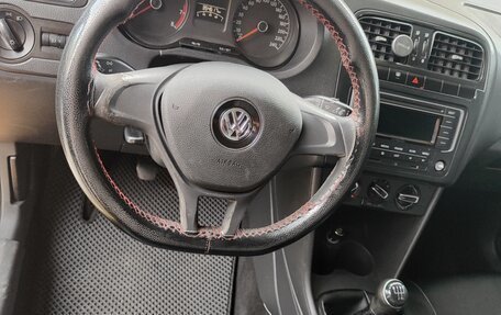 Volkswagen Polo VI (EU Market), 2016 год, 250 000 рублей, 3 фотография