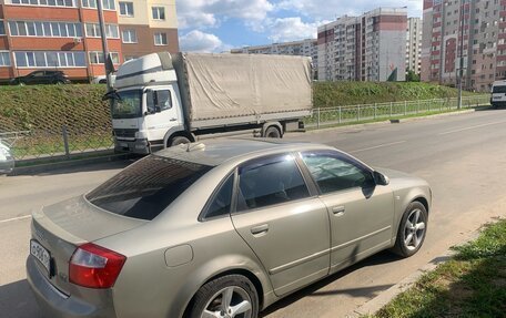 Audi A4, 2004 год, 450 000 рублей, 6 фотография