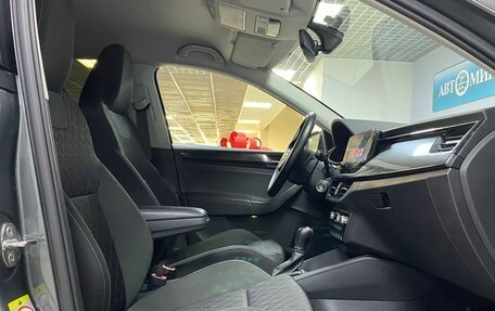 Skoda Rapid II, 2021 год, 1 833 000 рублей, 10 фотография