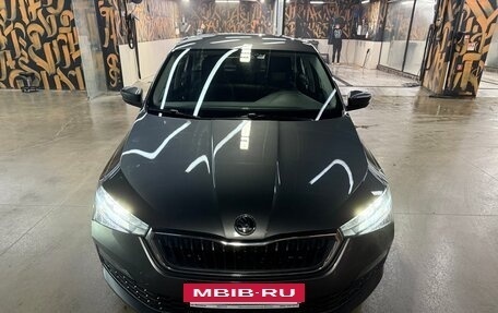 Skoda Rapid II, 2021 год, 1 900 000 рублей, 2 фотография