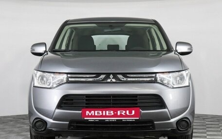 Mitsubishi Outlander III рестайлинг 3, 2013 год, 1 630 000 рублей, 2 фотография