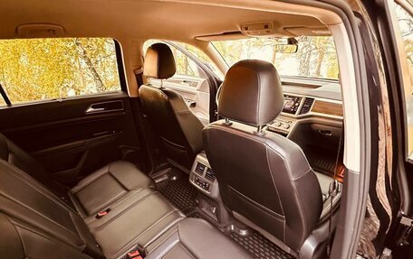 Volkswagen Teramont I, 2018 год, 3 300 000 рублей, 24 фотография